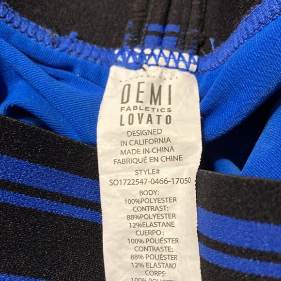 Demi Lovato Fabletics - Picture 4 of 5
